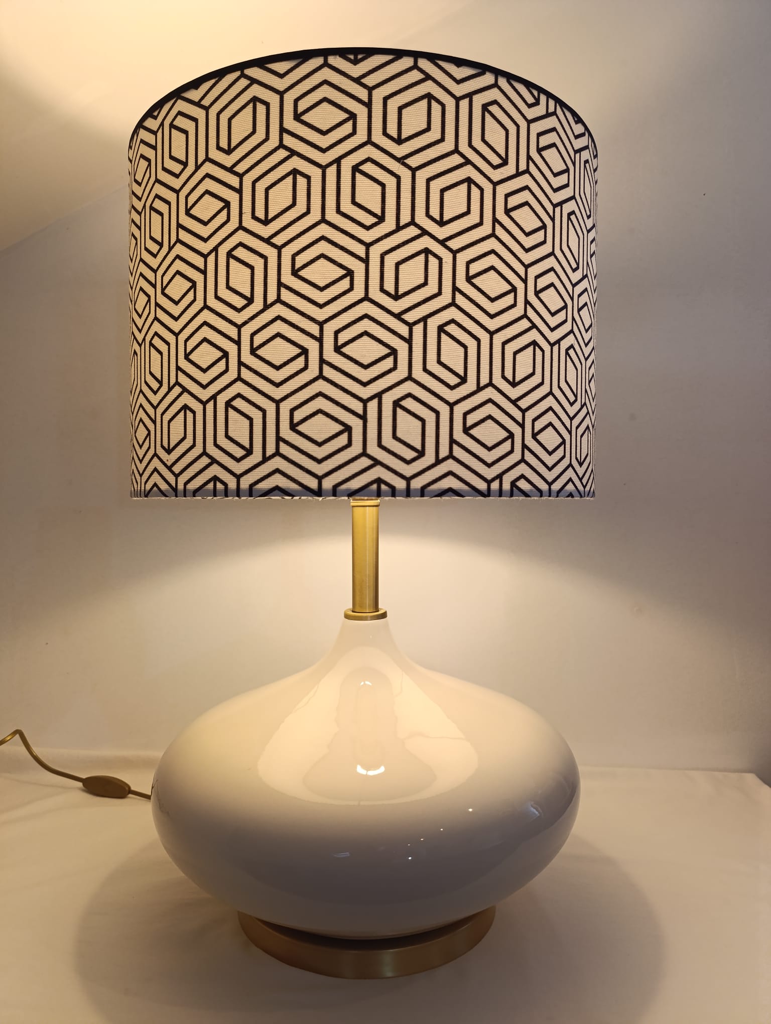 Pantalla de lámpara floreada