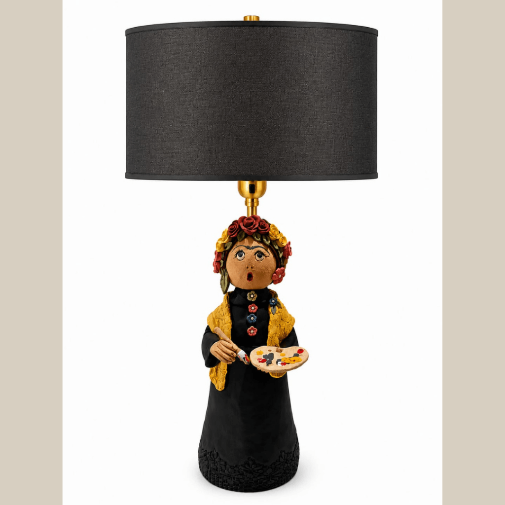 Candeeiro de Mesa de Luxo Frida Kahlo – Peça de Autor Feita à Mão - Domus Concept - Light StudioCandeeiroDomus Concept Light StudioCandeeiro de Mesa de Luxo Frida Kahlo – Peça de Autor Feita à Mão