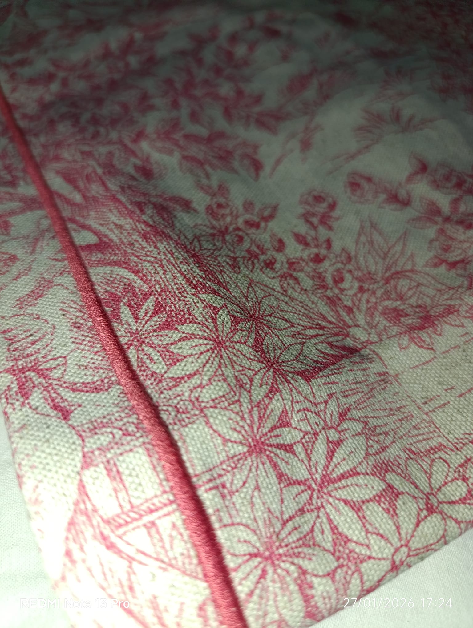 Caminho de Mesa Encanto Provençal